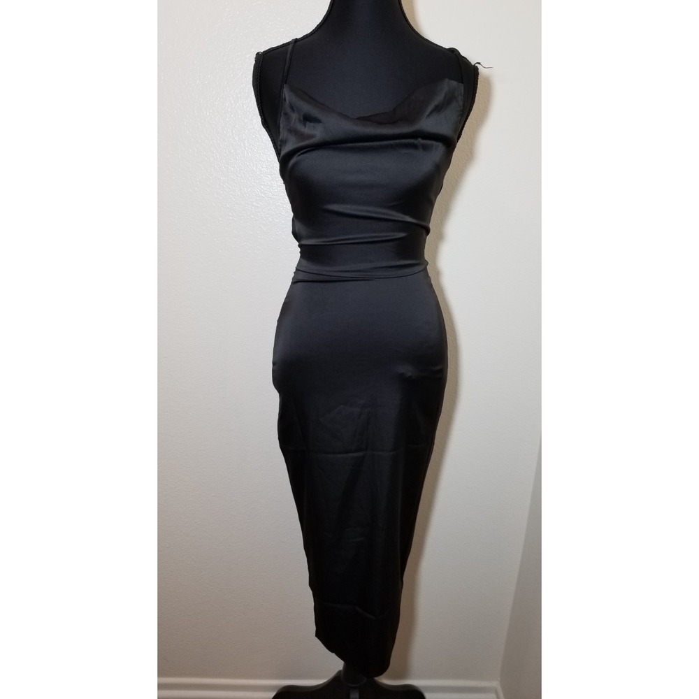 NAANAA Black Lace Up Back Maxi Satin Dress Size 2 Formal Prom HOCO Cocktail NWT
